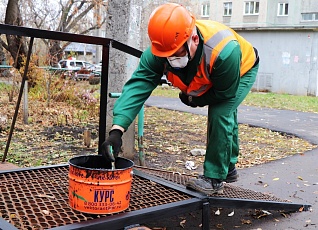Забота в действии: специалисты АО «УСТЭК-Челябинск» смонтировали удобный мостик над теплотрассой в Тракторозаводском районе